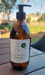Vrije Skoonheid Castor Oil available at Hap & Hop Padstal